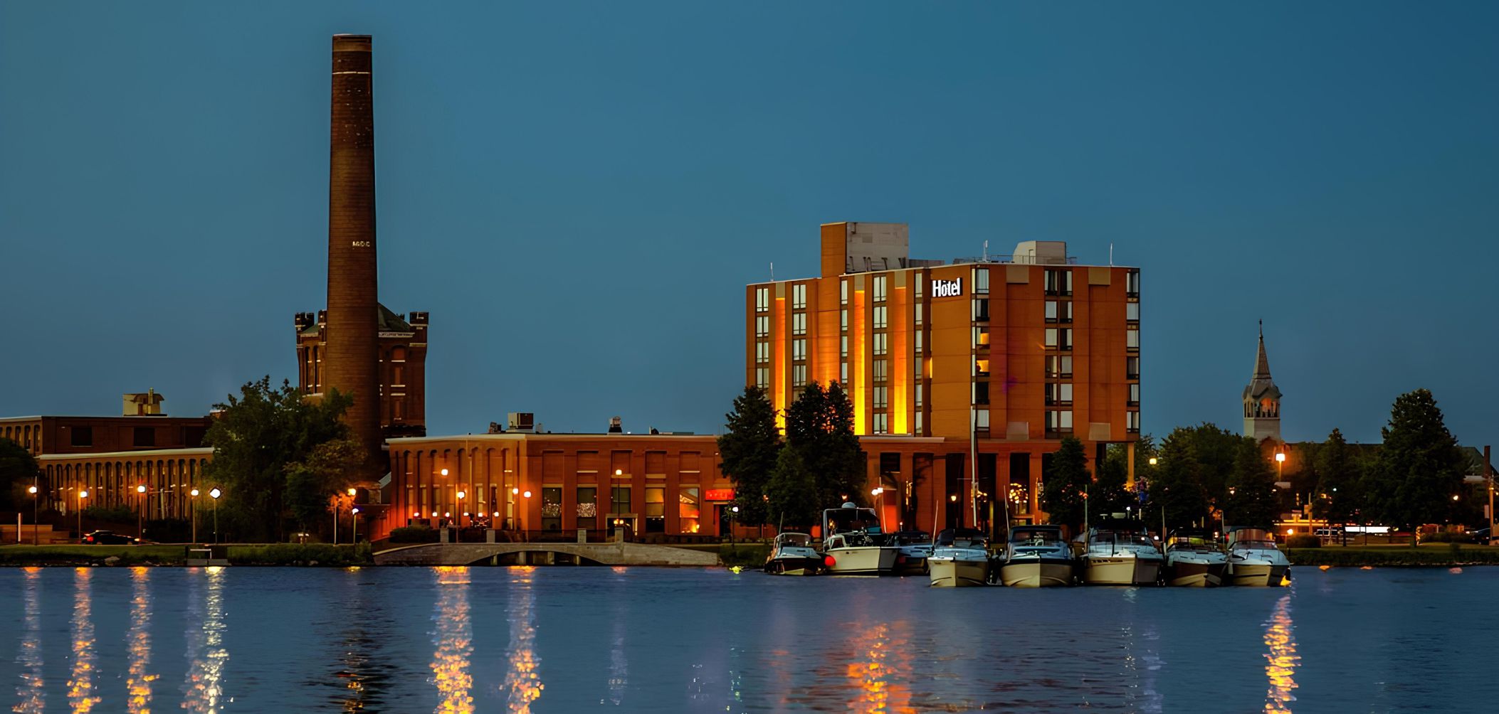 MOCO hotel and marina